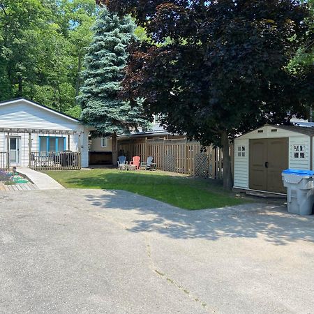 Cozy Cottage Retreat Lambton Shores المظهر الخارجي الصورة